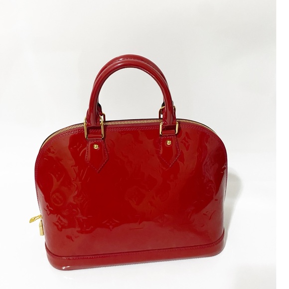 LOUIS VUITTON Monogram Vernis Alma PM Handbag Patent Leather Red. - Picture 3 of 12